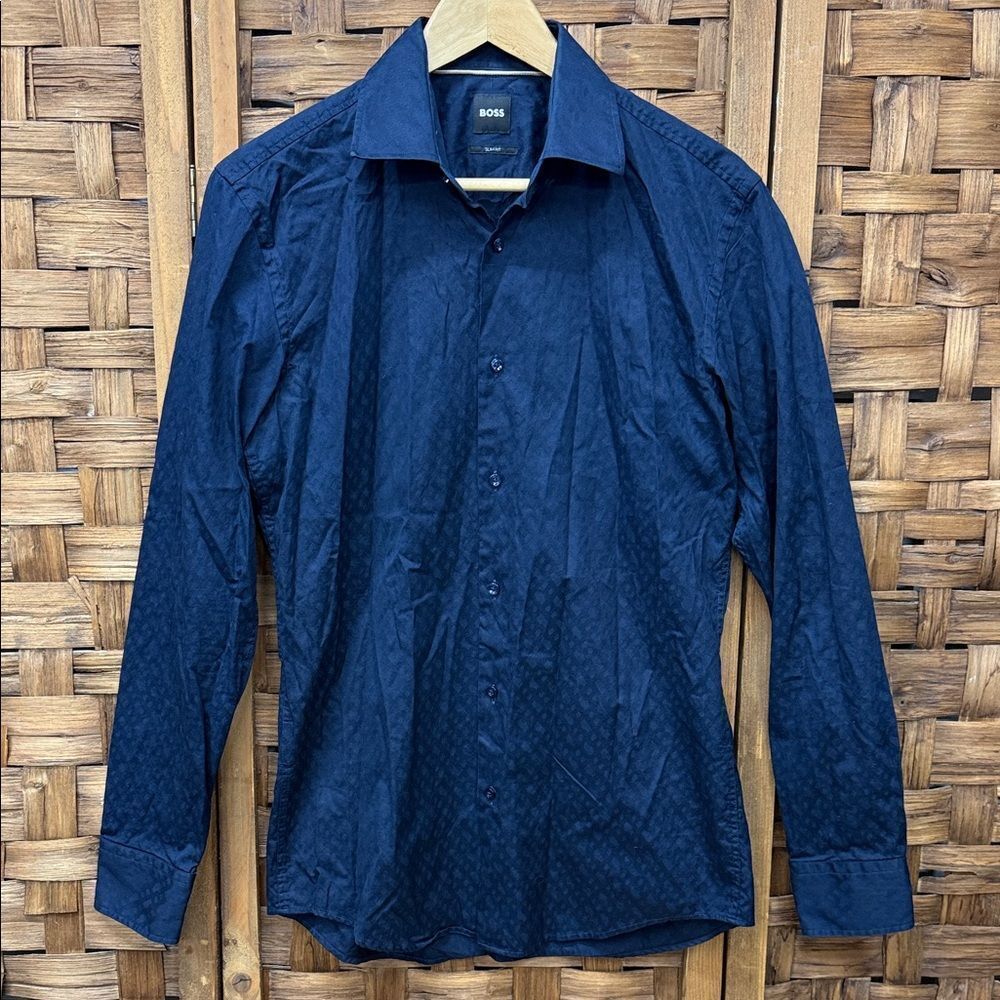 Stunning Boss Dark Blue Button-Up Shirt Sz Small
